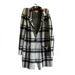Elle plaided black and‎ white midi length jacket size L